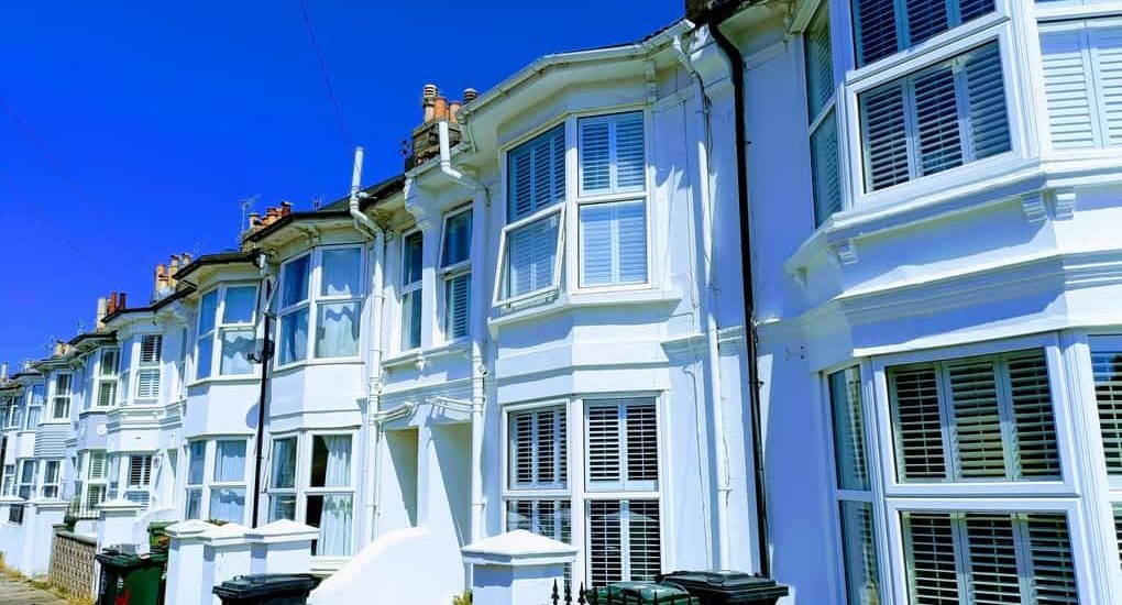 Property inspection report Rushmoor for UK visa and Immigration